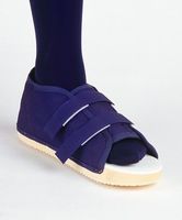 PROCARE Male Post-Op Shoe, Small (Shoe Size 7-9), Loop/ Lock Closure, EA