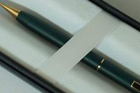 Cross Sheaffer Rare Made in The USA Signature Fashion Matte Satin Kelly Green with 23KT Gold Appointments Push Action 0.5MM Pencil