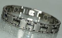 Power Energy Magnet Therapy BRACELET With Strong Magnets (LINK REMOVAL TOOL INCLUDED)- FREE “LED FLASHLIGHT WITH KEY CHAIN” WITH YOUR ORDER-18BR