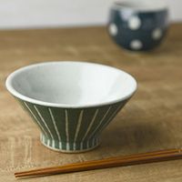 Yamani Pottery Mino Yaki Handmade Mt.Fuji Type Japanese Rice Bowl Green Line Pattern from Japan