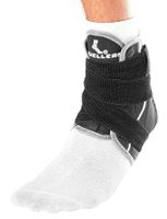 Mueller Sports Medicine HG80 Premium Soft Ankle Brace, Medium, 0.49 Pound
