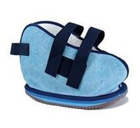 Cast Shoe. Size: M/L, 10½-11"