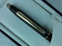 Cross Made in The USA Century Matte Black & 23kt Gold Gel Ink selectip Rollerball Pen.Among The Very Few Made in USA pens Out There Today