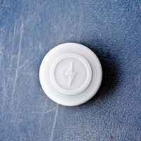 Radius Networks RadBeacon Dot - Proximity Beacon with Eddystone, iBeacon and AltBeacon Technology