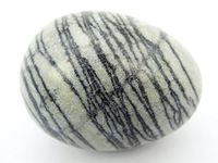 jennysun2010 1 Piece Natural Spider Web Jasper Gemstone Egg Crystal Healing Sphere Massage Finger Exercise 35x40mm