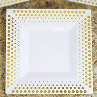 Tableclothsfactory 50 Pcs - White with Gold 10.75" Square Disposable Plastic Plate - Hot Dots Collection