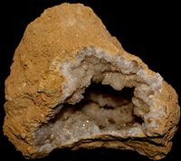 Quartz Raw Geode Crystal Piece Natural 105mm QG1822