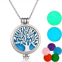 MISUD Essential Oil Diffuser Necklace Tree of Life Aromatherapia Pendant Kit with 5 Colorful Pads and 2 Noctilucent Pads, Essential Diffuser Chains for Holidays and Travel Women and Men