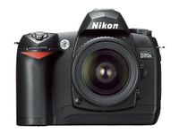 Nikon D70S 6.1MP Digital SLR Camera Kit with 18-70mm Nikkor Lens