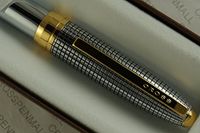 Cross Medalist Diamond Cut Crosshatch and Extremely Polished Barrel with Cross Signature 23KT Gold Mid Ring and Appointment 0.7mm Pencil