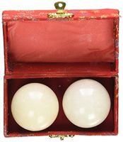 White Stone Chinese Healthy Exercise Massage Balls