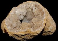 Quartz Raw Geode Crystal Piece Natural 110mm QG1816