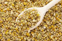 bMAKER Dried Chamomile Tea Flowers (4oz) - Whole Loose Leaf Bulk Bag - Kosher Certified Herbs for Relaxation Herbal Tea, Soap Making, Lotion, Shampoo, Essential Oil Extract and More