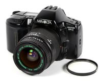 MINOLTA Maxxum SPxi SLR 35mm with Quantaray 28-80mm MX AF f/3.5-5.6 Lens and Data Back
