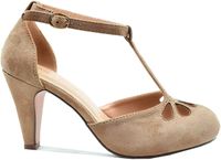 Chase & Chloe New Kimmy-36 Women's Teardrop Cut Out T-Strap Mid Heel Dress Pumps Nude Suede 5.5