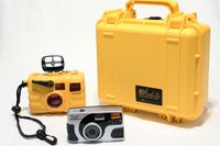 SeaLife Reefmaster Photo Set SL200C - Waterproof camera - 35mm - yellow