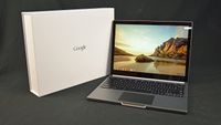 Google Chromebook Pixel 2013 (WiFi) with 12.85" LCD Display Intel i5-3427U 4GB DDR3 RAM and 32GB SSD