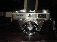 CANON CANONET QL19 35mm Rangefinder Camera w/leather case