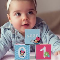 Disney Baby Girls Minnie Mouse Monthly Milestone Photo Sharing Age Blocks, Age 0-24M, 3 Blocks Gift Set