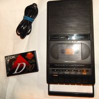 Realistic CTR-73 Cassette Recorder Speaker Portable AC/DC Power NEW Tapes