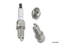 8 PCSNEW -- DENSO #4504 PLATINUM T T Spark Plugs -- PK20TT