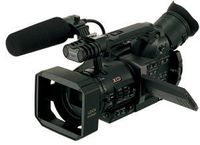Panasonic AG-DVX100B - Camcorder - widescreen - 410 Kpix - optical zoom: 10 x - Mini DV