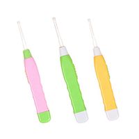 HEALLILY Ear Wax Pick Cleaner Remover Tool Ear Wax Curette with LED Light 3Pcs (Random Colors)