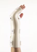 Corflex POLYCAST EXTENDED BOXER SPLINT LARGE LEFT Wrist 6-7", MCP 3.75-4.25"