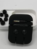 3.5MM Jack Wired Metal in Ear Earphone,Super Heavy Bass Stereo Music Earbuds，Sport Headset with Mic and Volume Control for iPhone Samsung LG Android Smart Phones Music Player (Black)