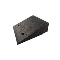 Thicken Pressure Resistance Curb Ramp Non-Slip Rubber Triangle Pad, Heavy Truck Loading and Unloading Tire Protective Pad (Size: 50 50 15cm)