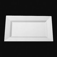 Exquisite 9.5 Inch. White Rectangular Premium Plastic Plates - 40 Count