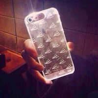 Kindle Voyage E-Reader, 6" High-Resolution Display (300 ppi) with Adaptive Built-in Light, PagePress Sensors, Wi-Fi - Includes