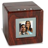 PhotoCube Color Digital Frame
