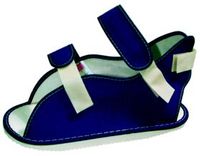 Alpha Medical Deluxe Canvas Rocker Cast Shoe (Small)