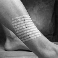 3M Steri-Strip™ Skin Closures, Reinforced, 1/2" x 2", 50/bx, 4 bxs/cs