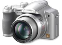 Panasonic DMC-FZ7S 6MP Digital Camera with 12x Optical Image Stabilized Zoom (Silver)