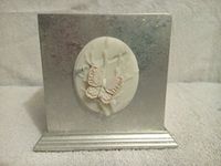 Bella Rosa Tissue Box With Butterfly