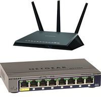 NETGEAR Nighthawk AC1900 Dual Band Wi-Fi Gigabit Router (R7000) Bundle with NETGEAR ProSAFE GS108T 8 Port Gigabit Smart Switch (GS108T)