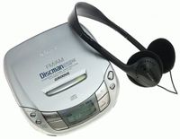 Sony DF411 Discman Portable CD Player with AM/FM Tuner