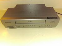 Emerson EWV403 4-Head Video Cassette Recorder with On-Screen Programming Display