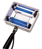 Grafco Q-Series Handheld UV Lamp with 3X Magnification, Dual 4-Watt Filtered Tubes, 650-Watt Intensity at 6", 2200