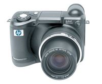 HP PhotoSmart 945 5.3MP Digital Camera w/ 8x Optical Zoom