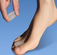 BELONG 1Pair Silicone Gel Toe Separator Toe Straightener Relief Hallux Valgus Pain & Friction Pressure Foot Support