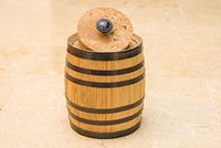 Engraved Cigar Barrel Humidor (Medium)
