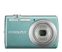 Nikon Coolpix S220 10MP Digital Camera with 3x  Optical Zoom and 2.5 inch LCD (Aqua Green)