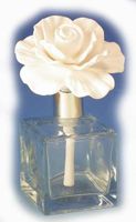 Zodax Primrose - Jardin de Rochelle Aroma Porcelain Diffuser