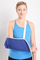 Bravo Lightweight Universal Arm Sling - Navy (Small)