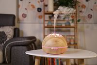 Aroma Essential Oil Diffuser Ultrasonic Cool Mist Humidifier with Adjustable Mist Mode 7 Color LED Lights and Waterless Auto Power-off for Office Home Study Yoga Spa 300ml (Light Wood)