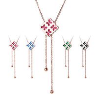RoyAroma Aromatherapy Essential Oil Diffuser Necklace Rose Gold Stainless Steel Square Pendant for Women and Girls with 8PCS Felt Pads