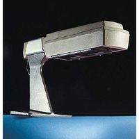 UVP 95-0104-01 Model UVM-57 Handheld 6 Watt UV Lamp, 302nm Wavelength, 115V